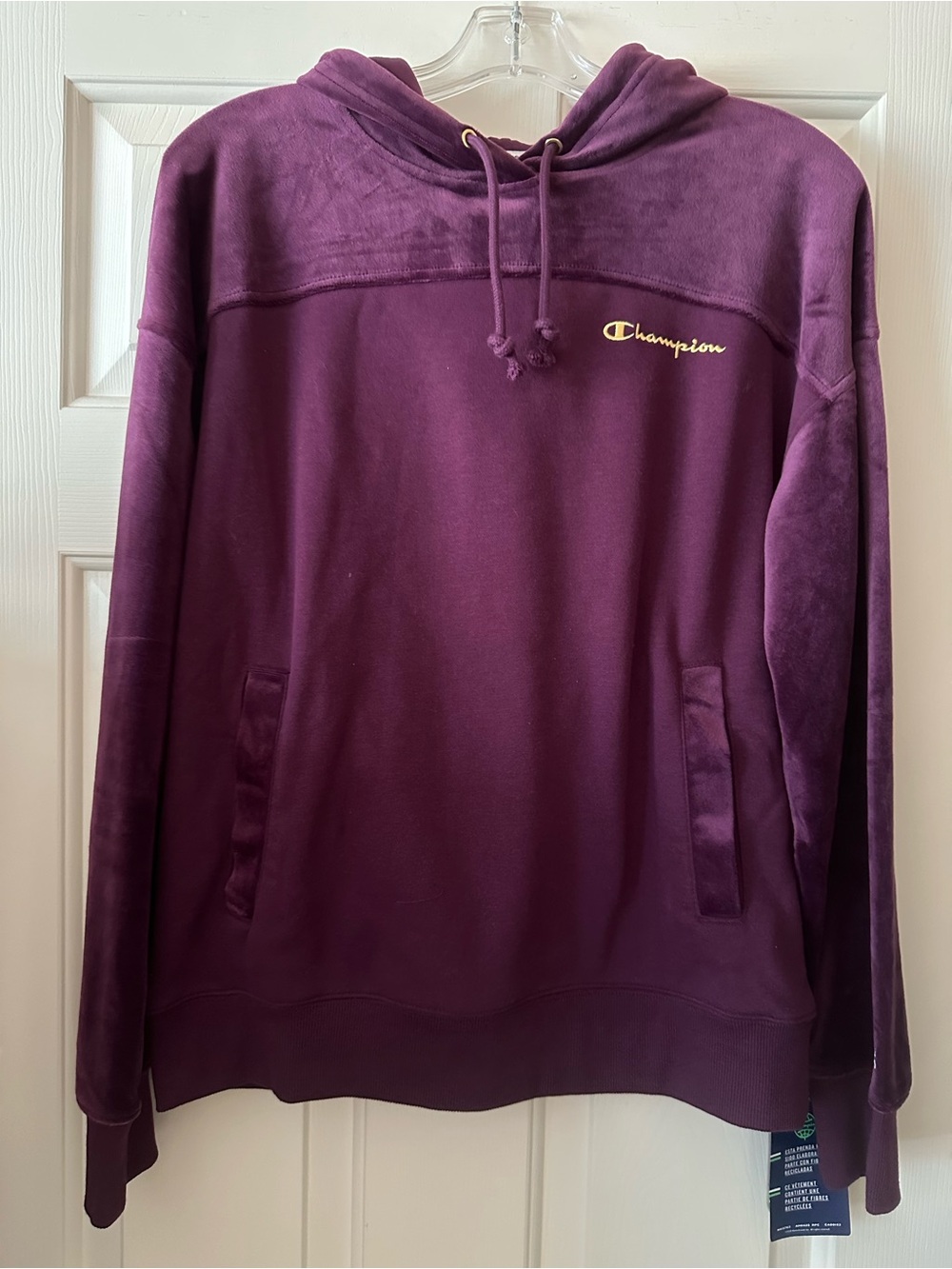 NWT Champion Women’s Plum Velour Hooded Pullover Sweatshirt- Medium